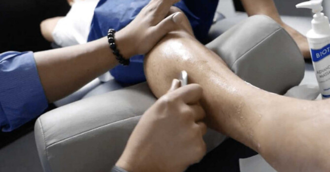 What Are Manual Therapy Techniques? image